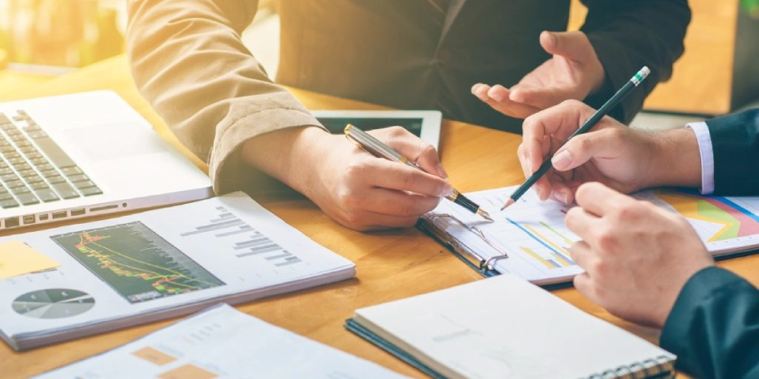 飲食業で労務問題に強い弁護士をお探しの経営者の方へ